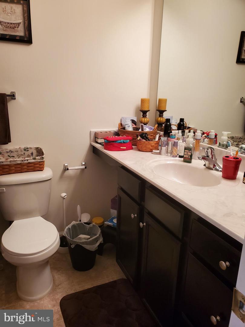 203 Sage CIRCLE