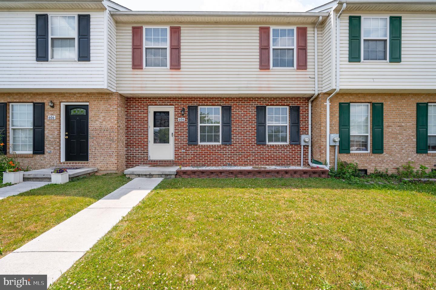 604 Emily LANE