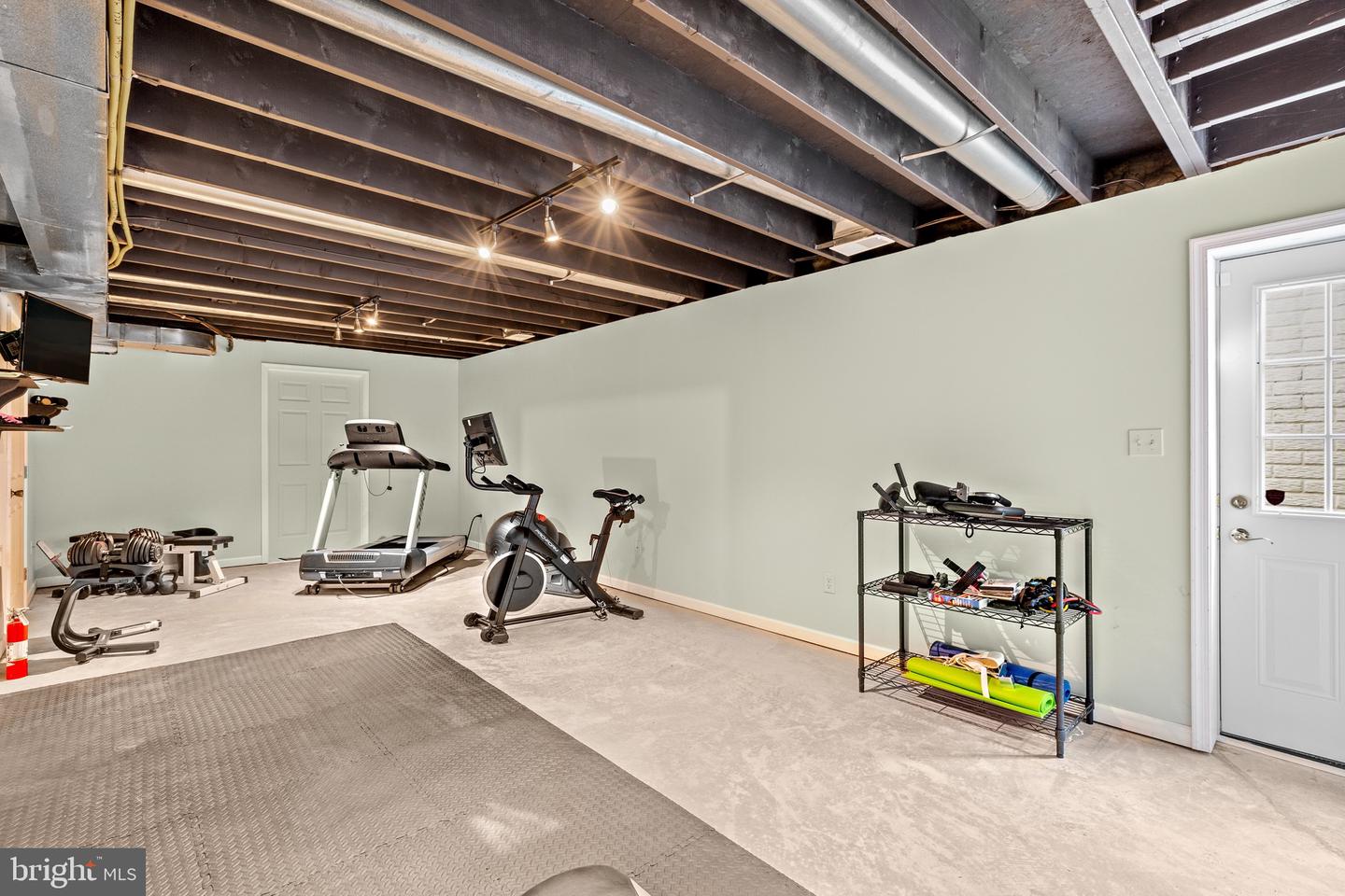 120 Corral DRIVE