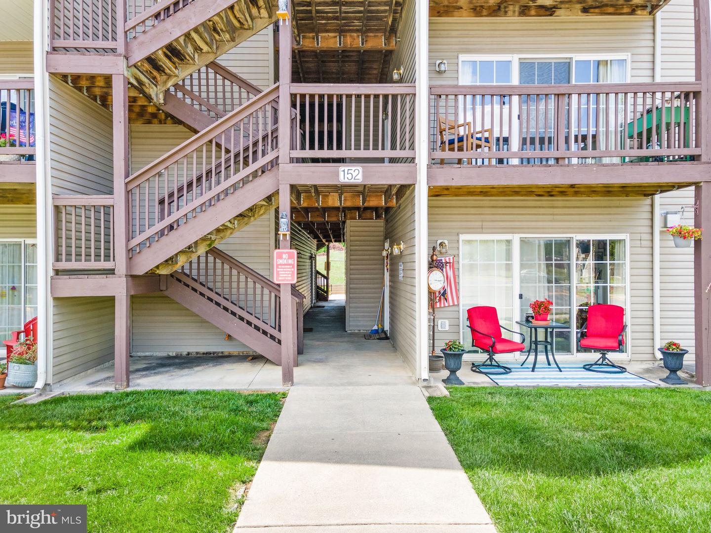 152 Brookland COURT