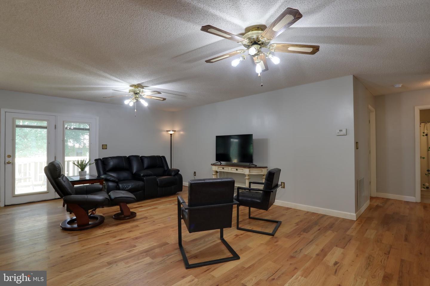 107 Everette PLACE
