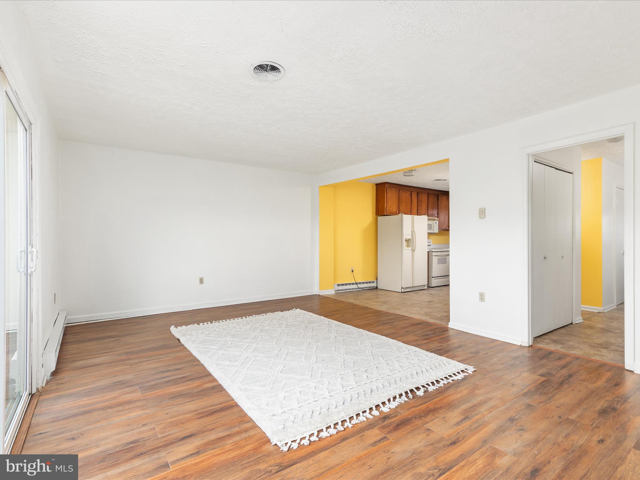 142 Hackberry DRIVE