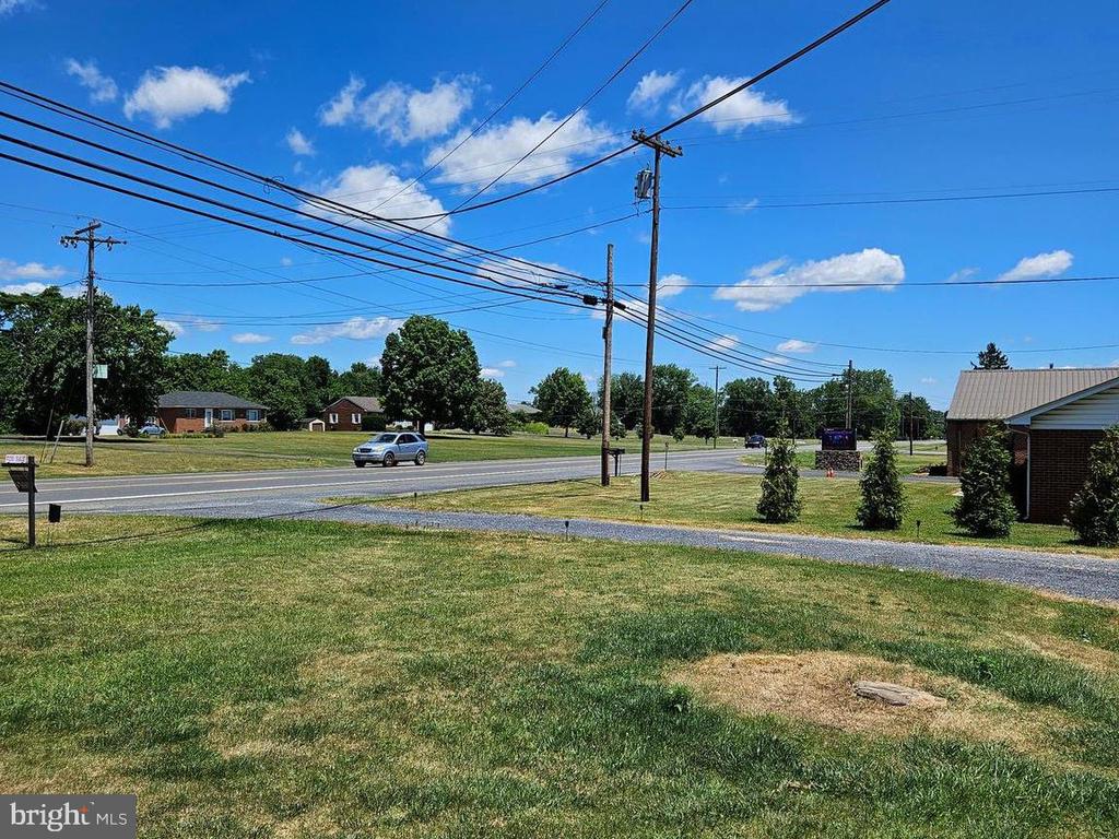 2558 Martinsburg Pike
