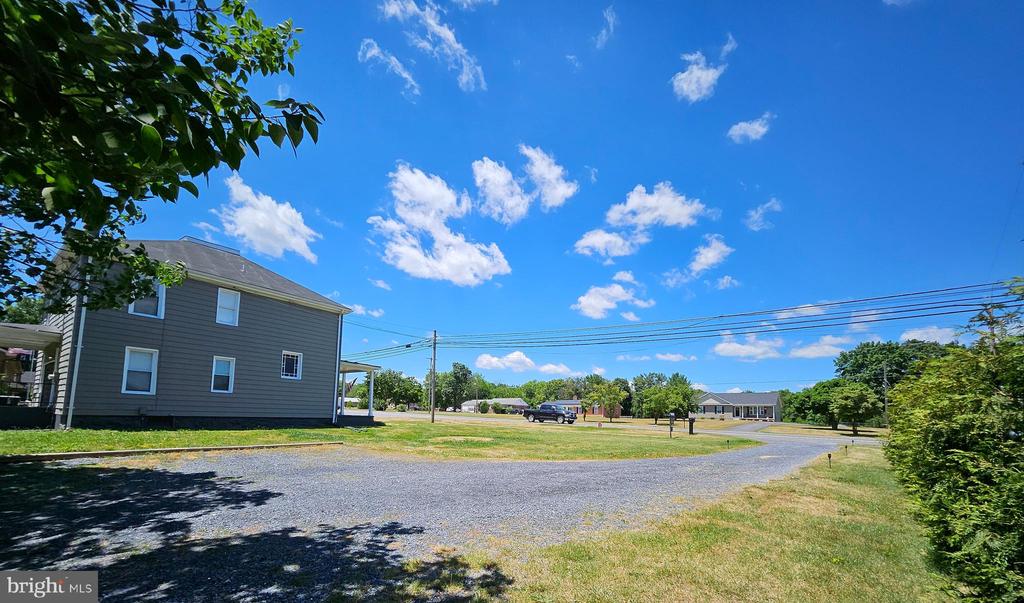 2558 Martinsburg Pike
