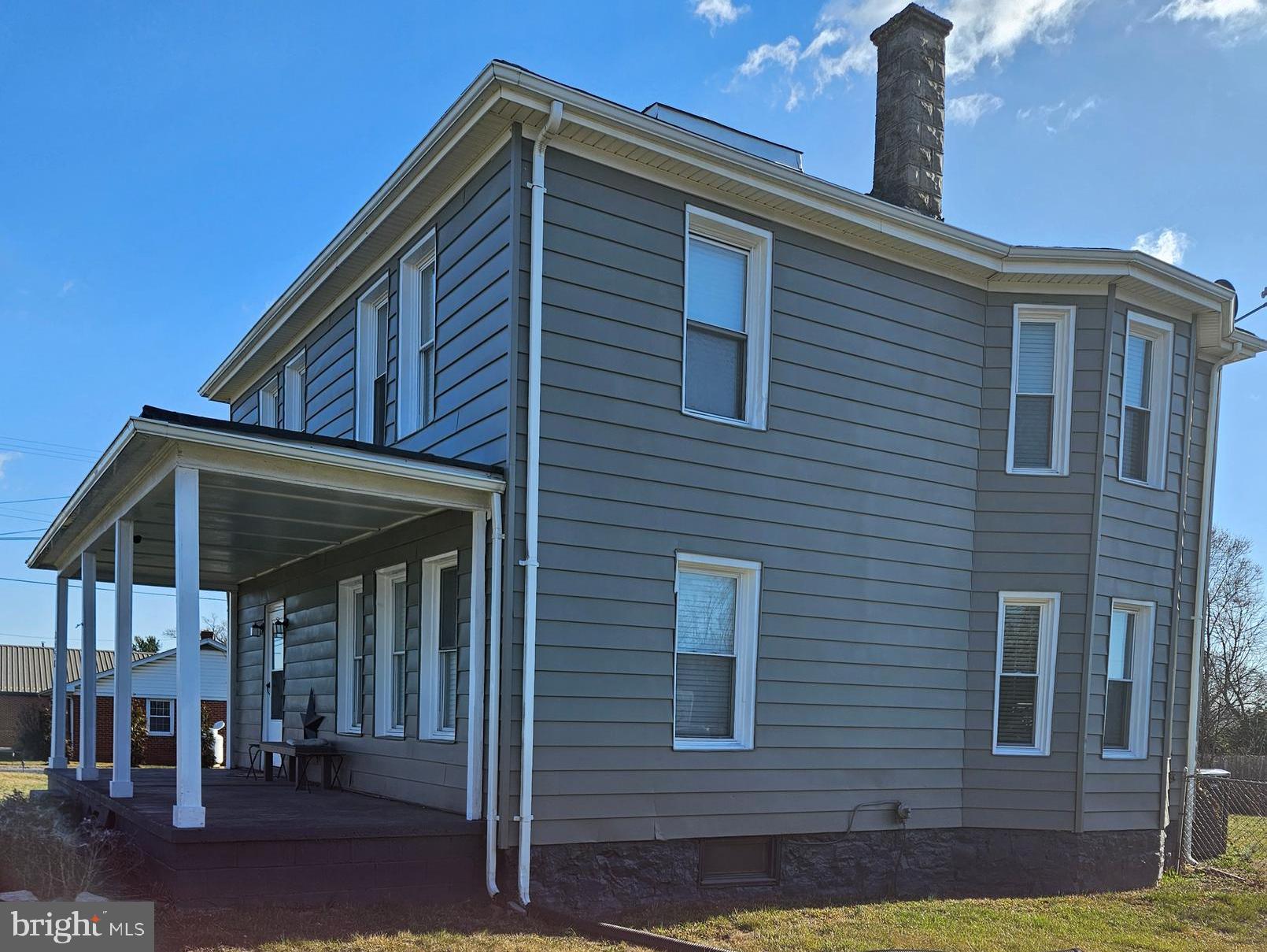2558 Martinsburg Pike