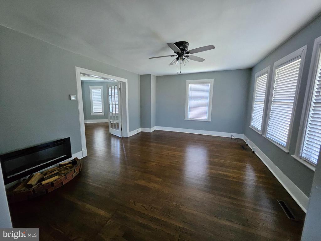 2558 Martinsburg Pike