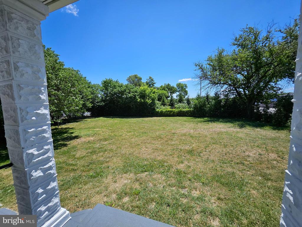 2558 Martinsburg Pike