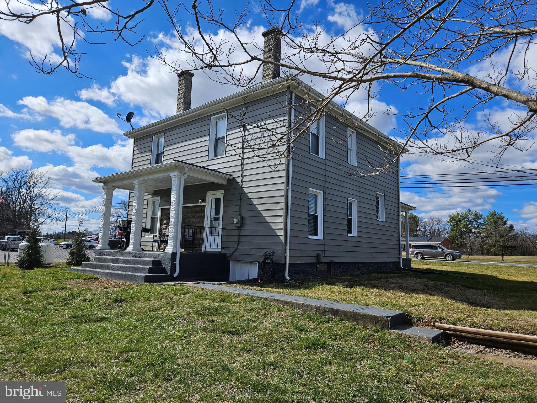 2558 Martinsburg Pike