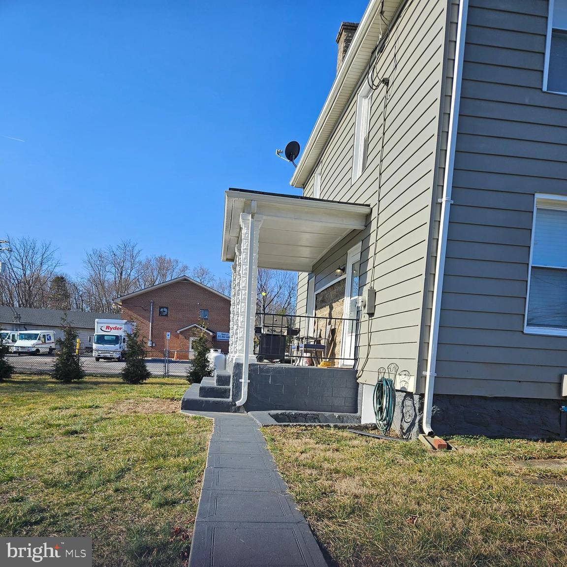 2558 Martinsburg Pike