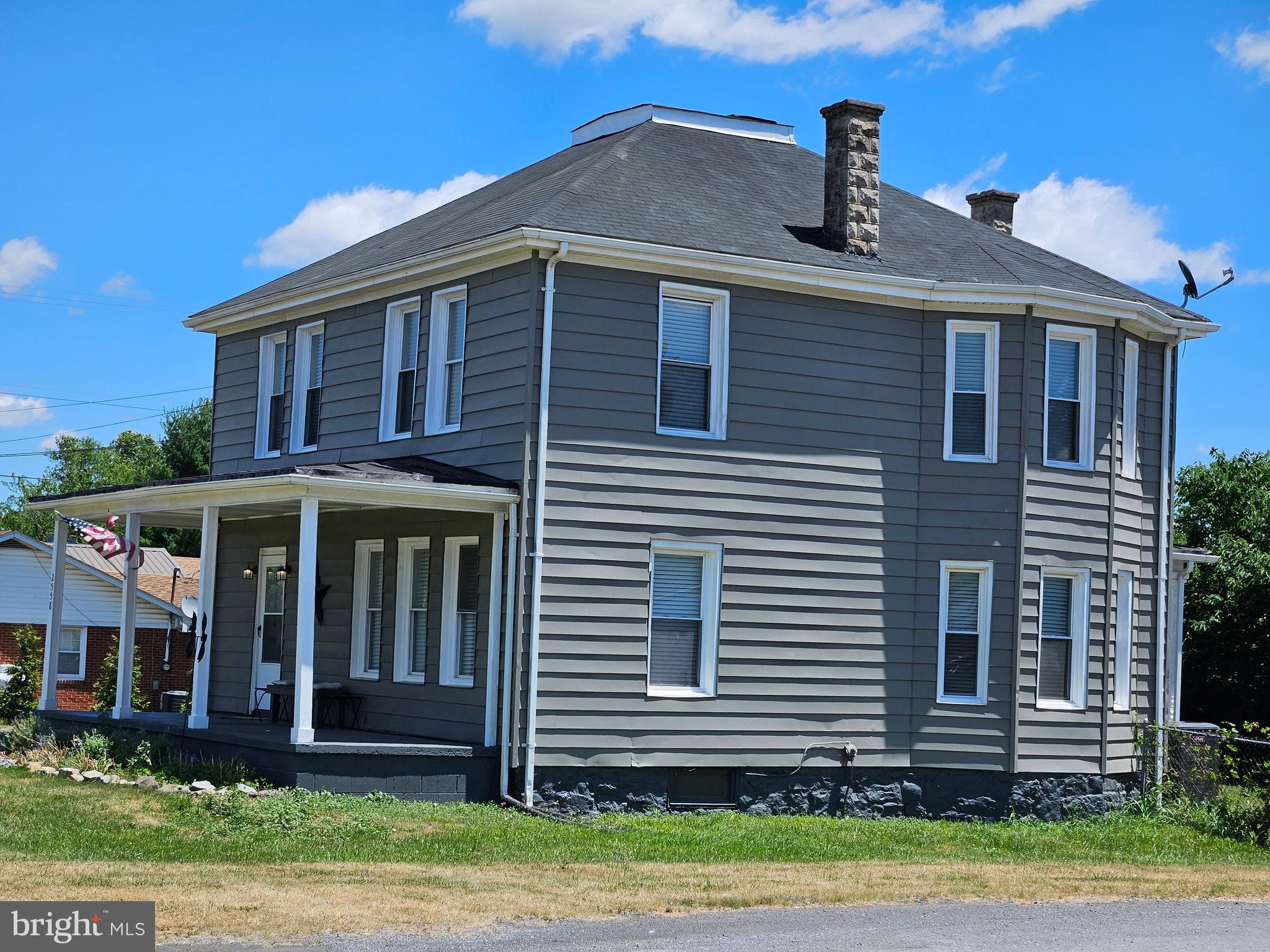 2558 Martinsburg Pike