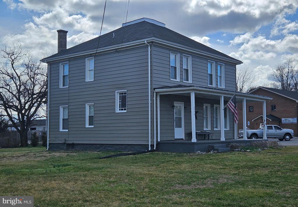 2558 Martinsburg Pike