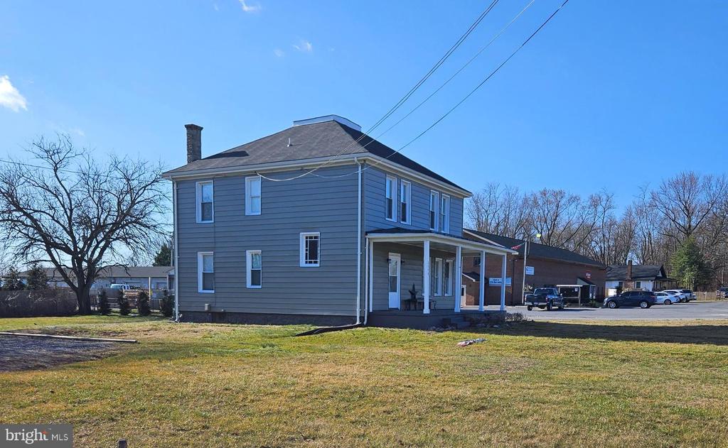 2558 Martinsburg Pike