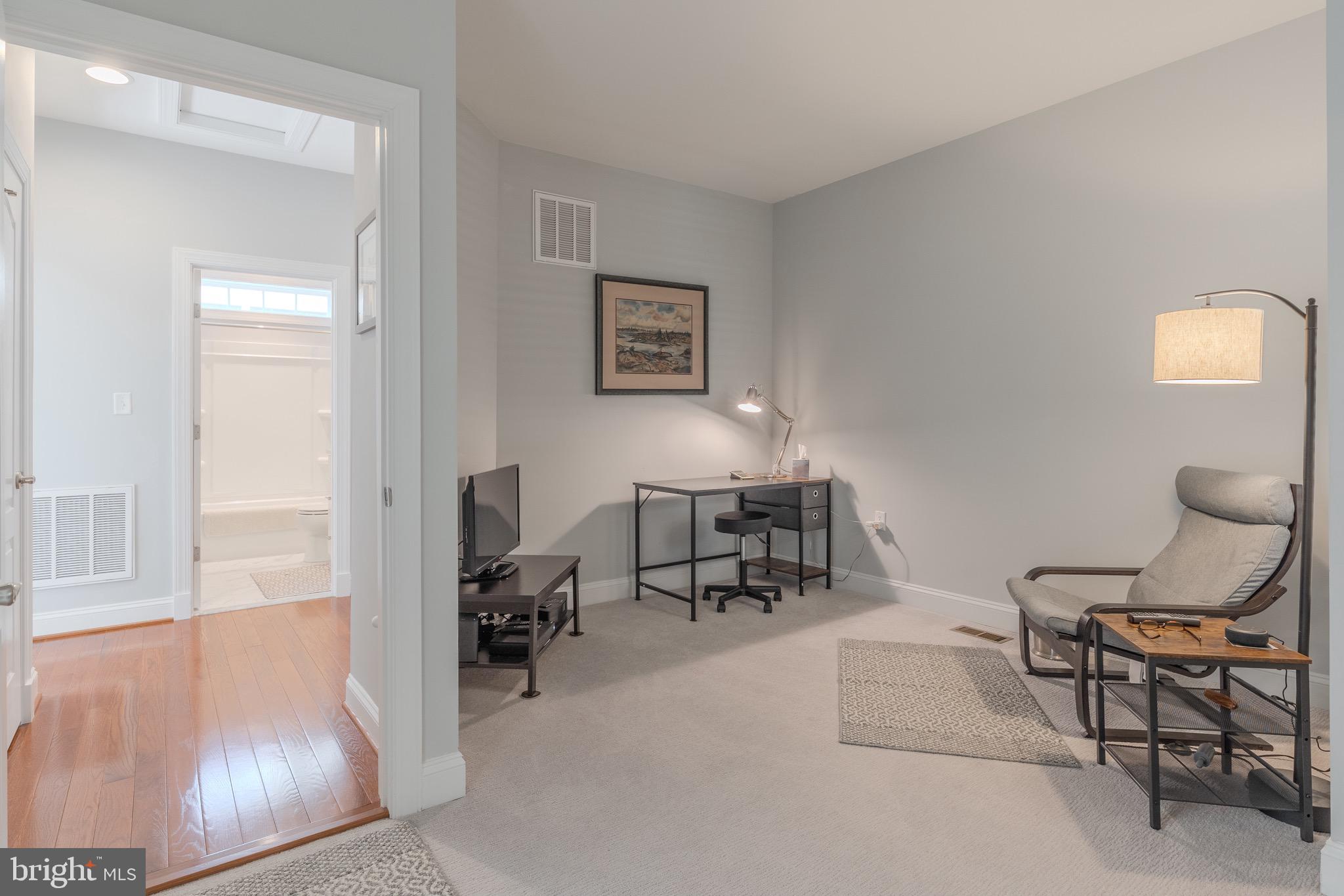129 Bluets Dr
