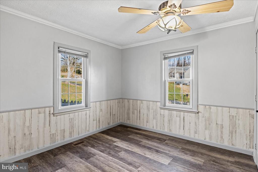 181 Margaret Ln
