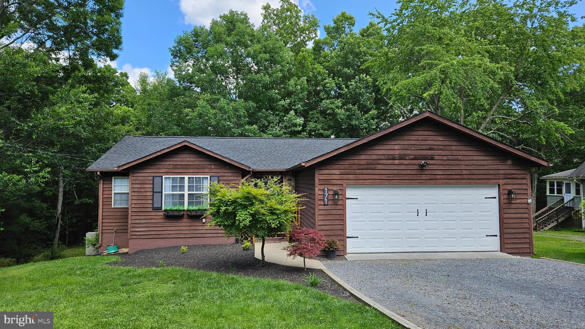 171 Lake Holiday Rd