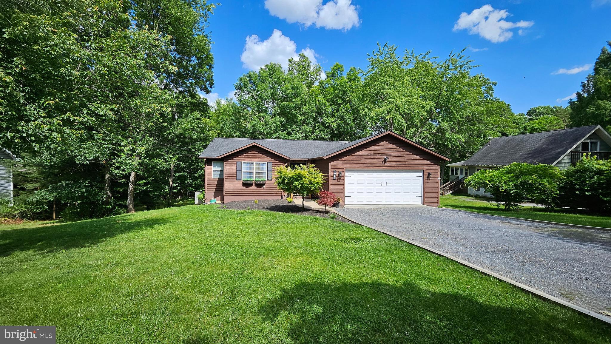 171 Lake Holiday Rd