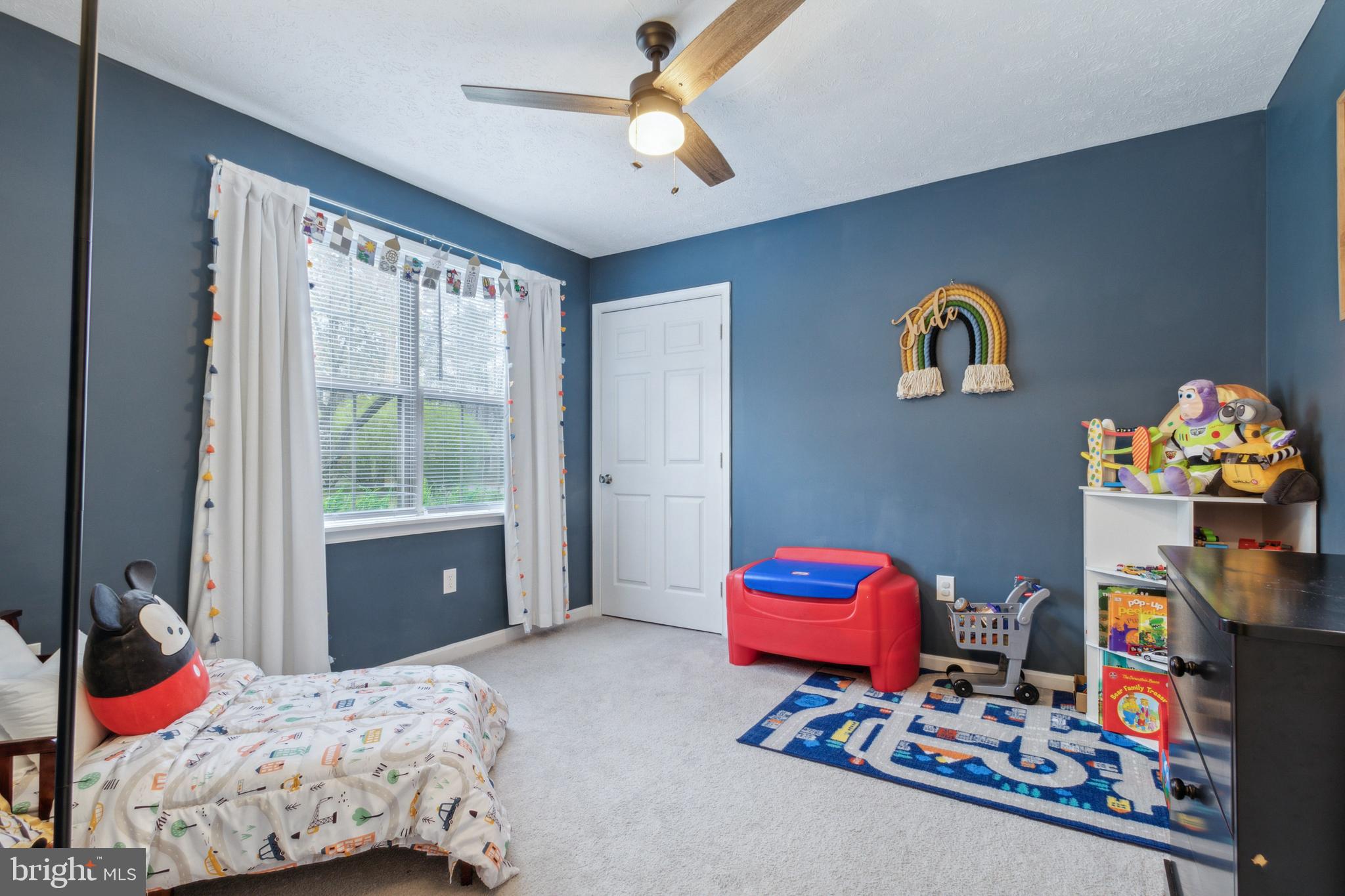 171 Lake Holiday Rd