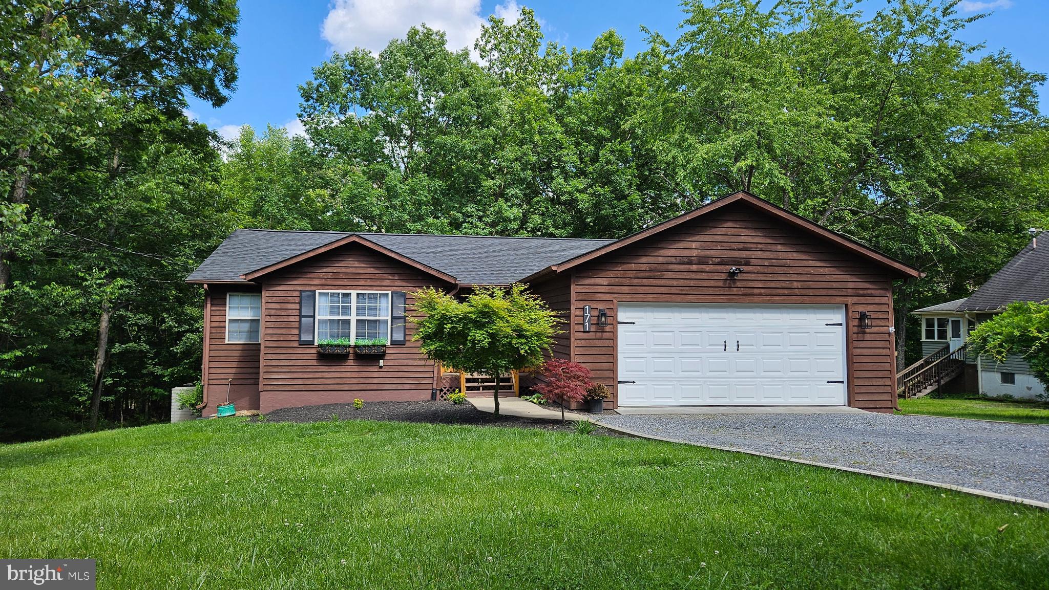 171 Lake Holiday Rd
