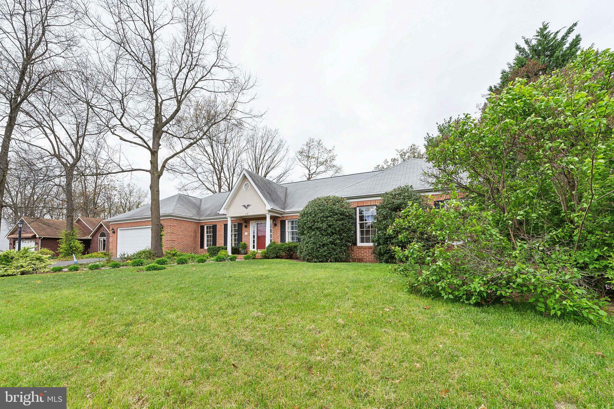 107 Tucks Cir