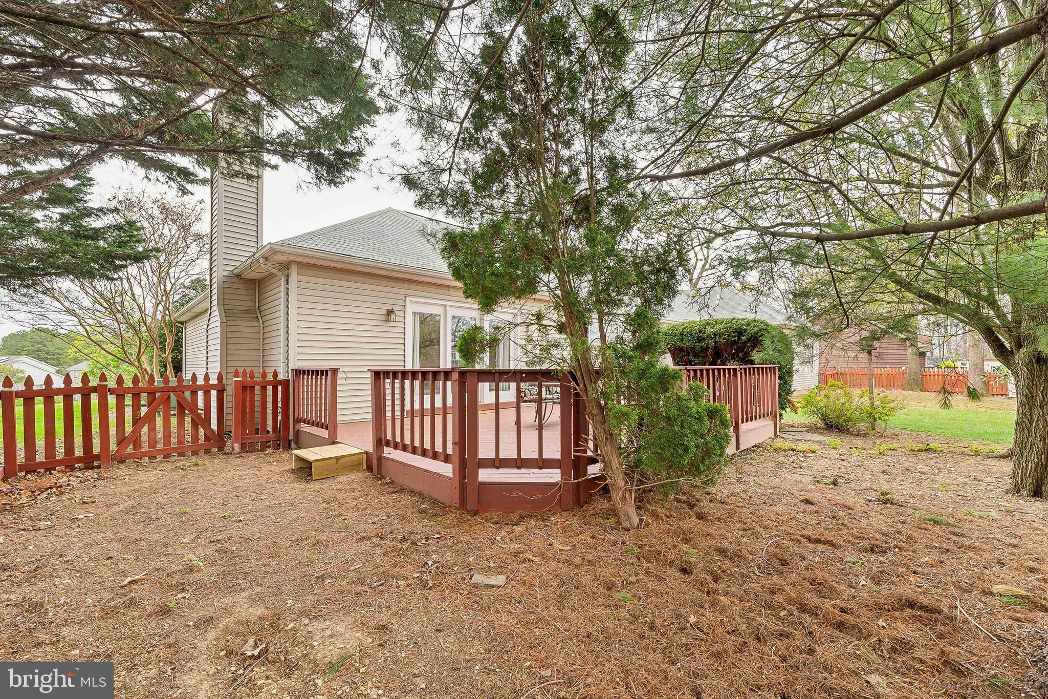 107 Tucks Cir