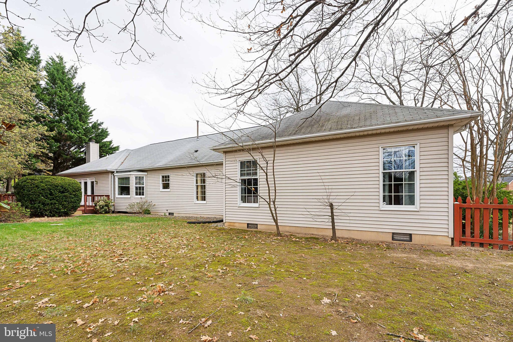 107 Tucks Cir