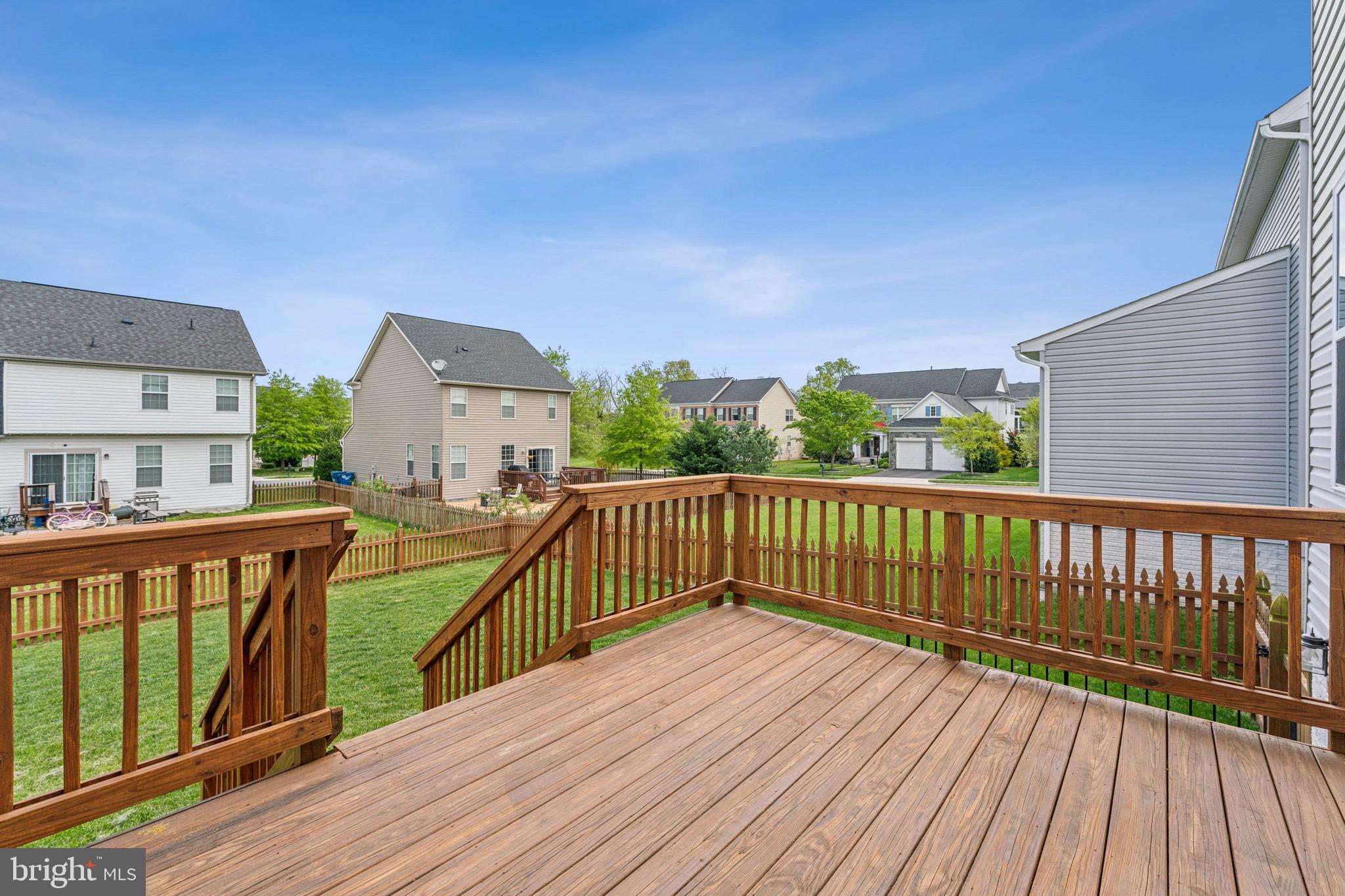 102 Lattice Dr