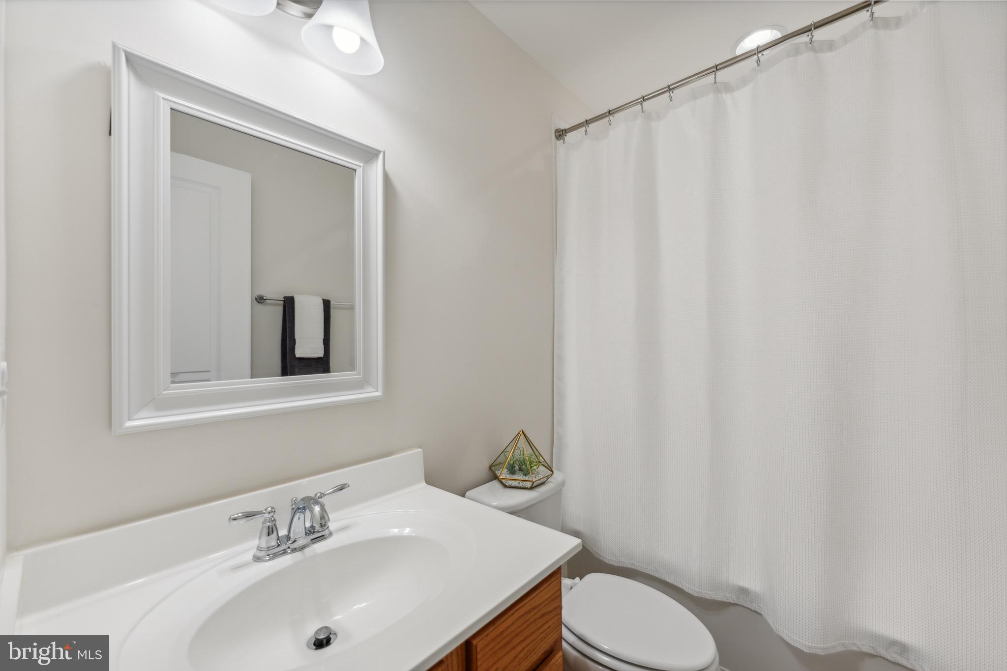 102 Lattice Dr