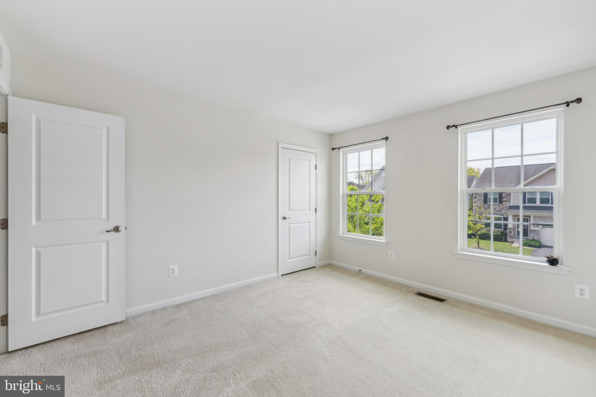 102 Lattice Dr