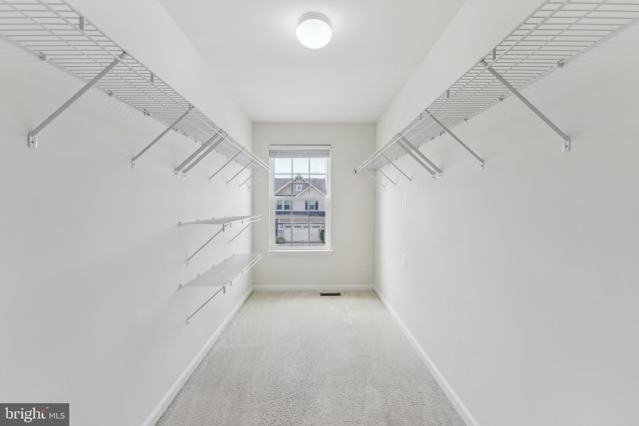 102 Lattice Dr