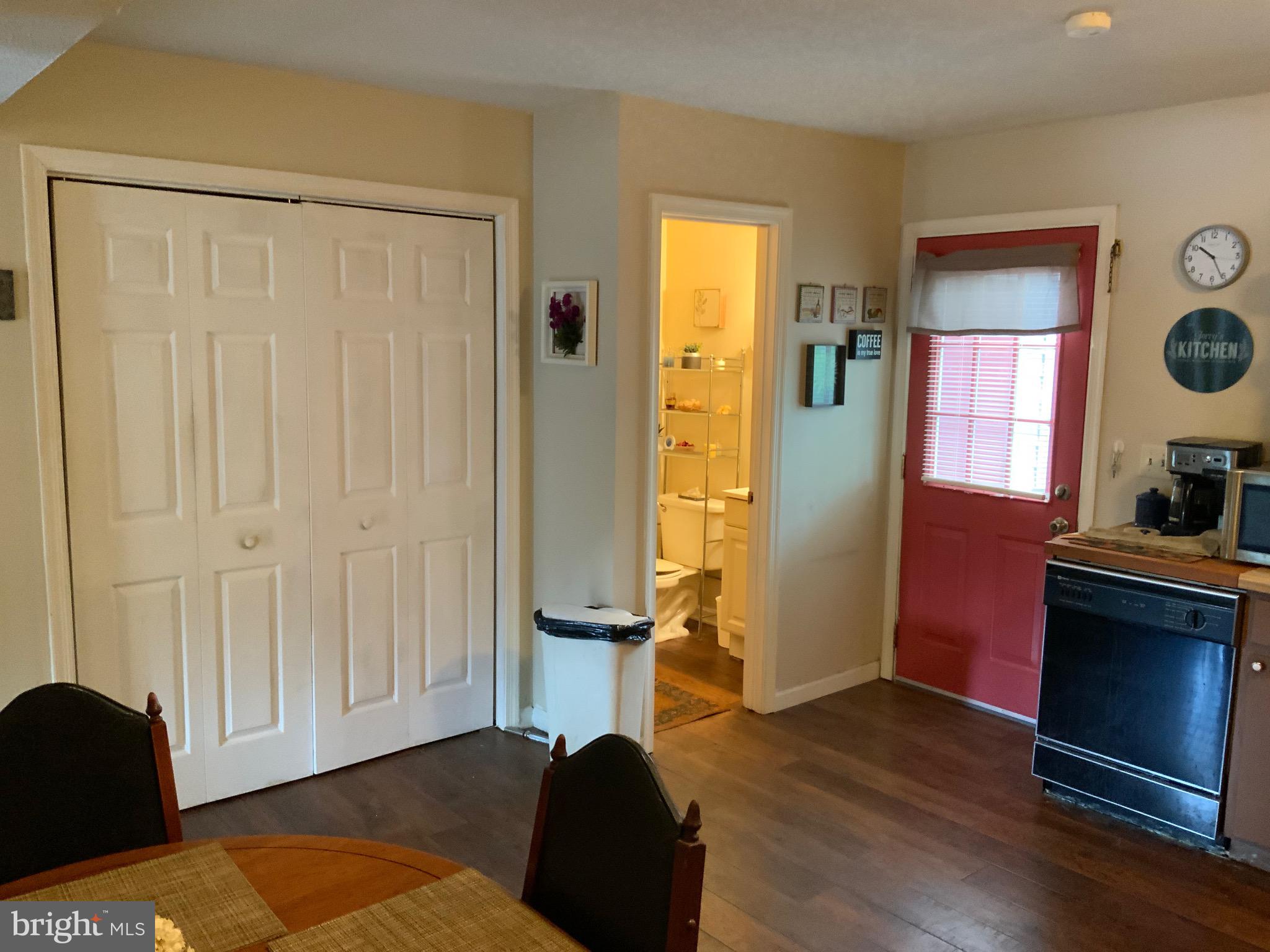 207 BUCKINGHAM DRIVE