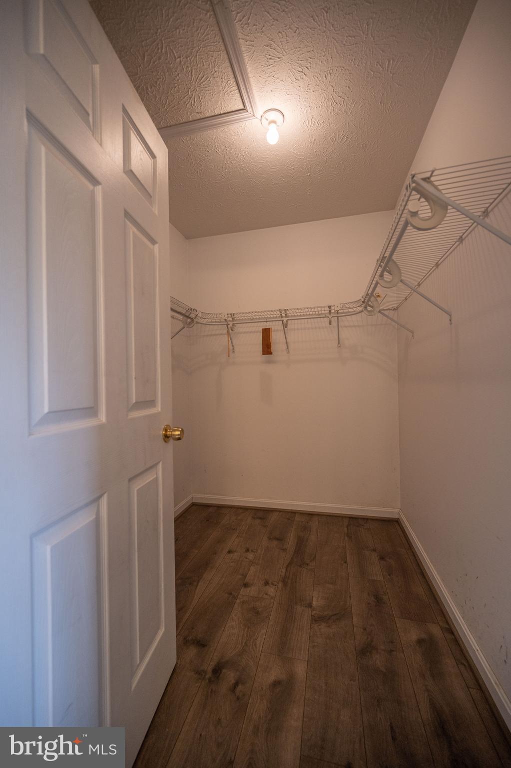 1042 Laurel Grove Rd