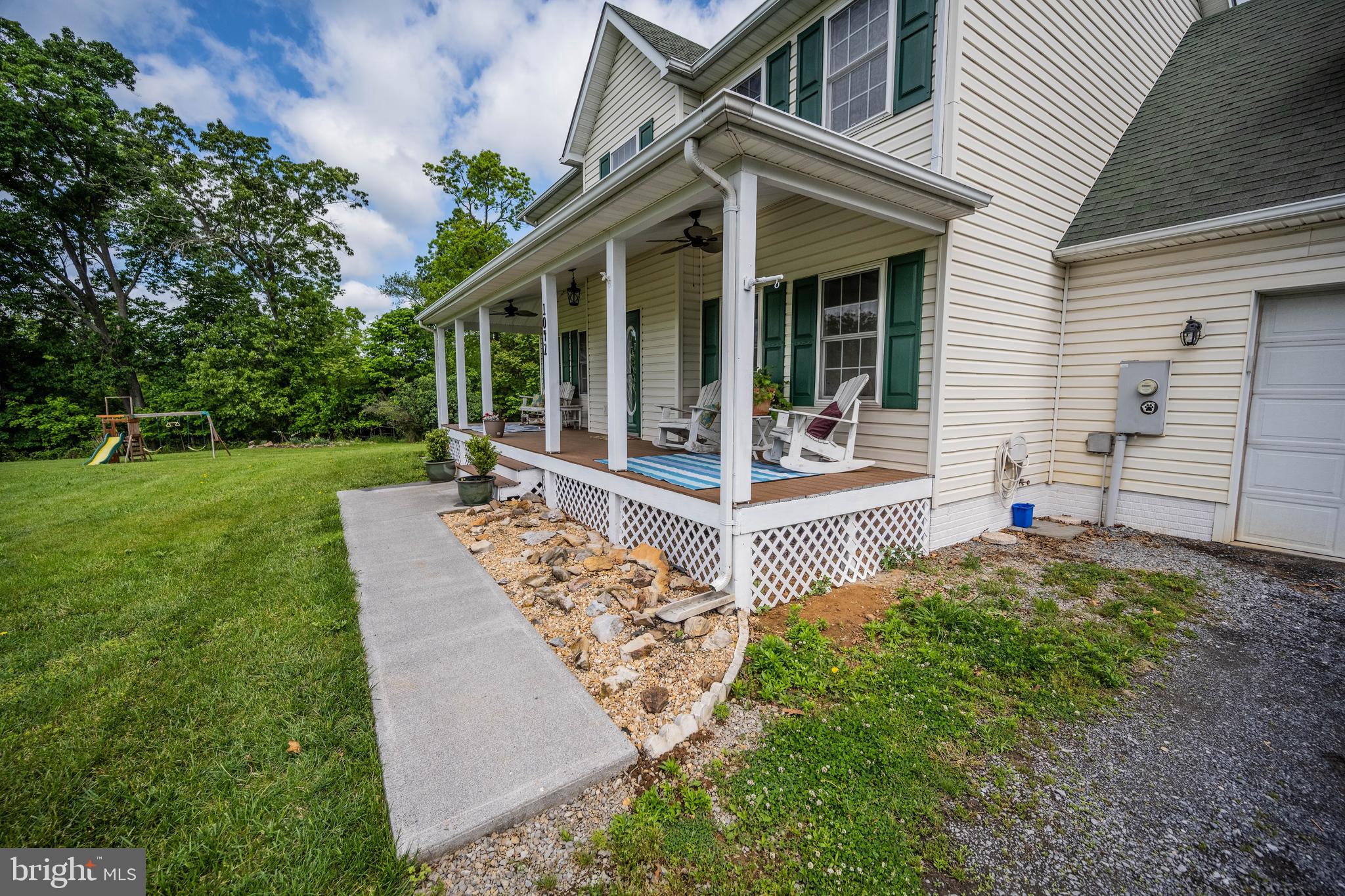 1042 Laurel Grove Rd