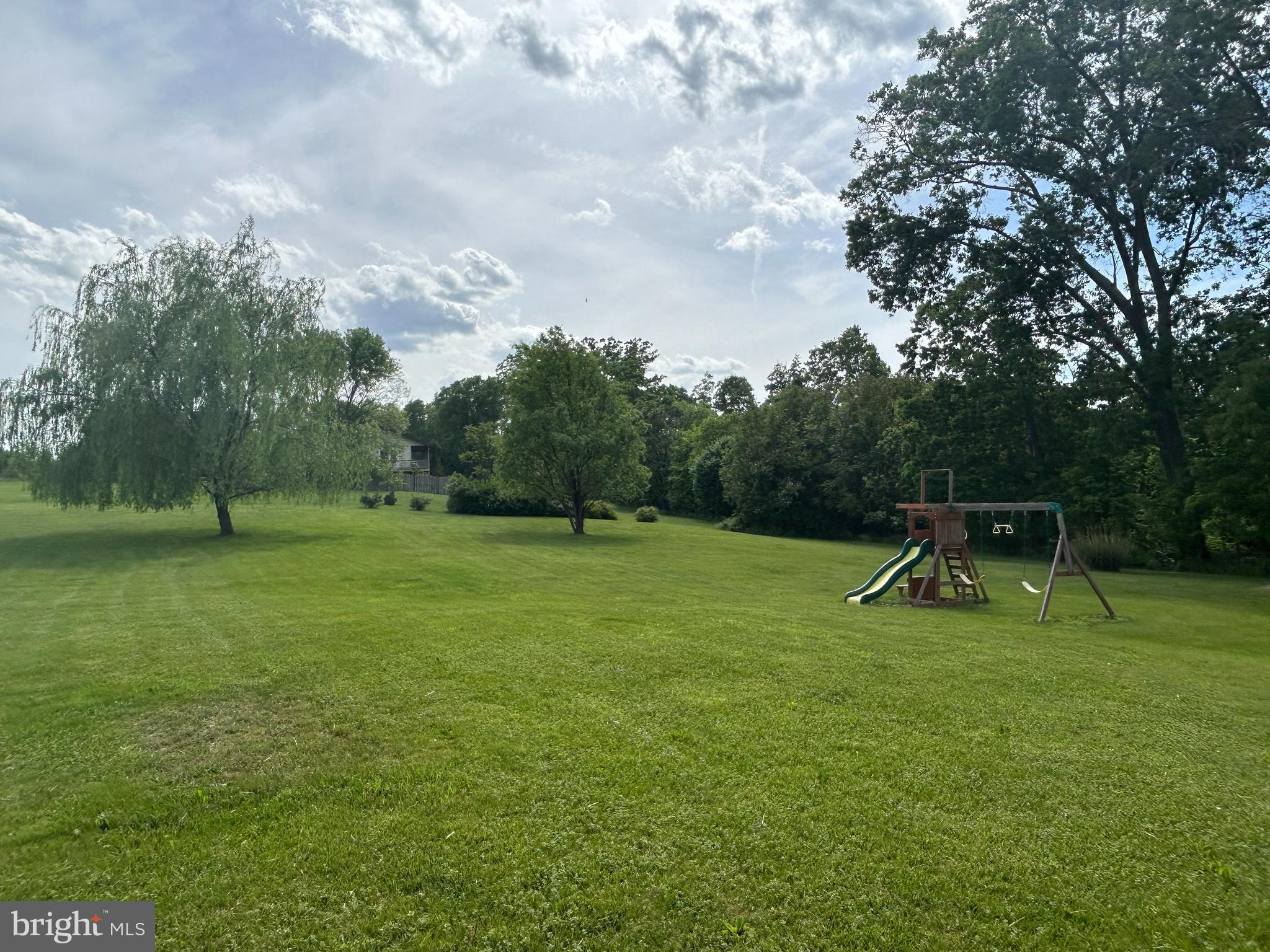 1042 Laurel Grove Rd