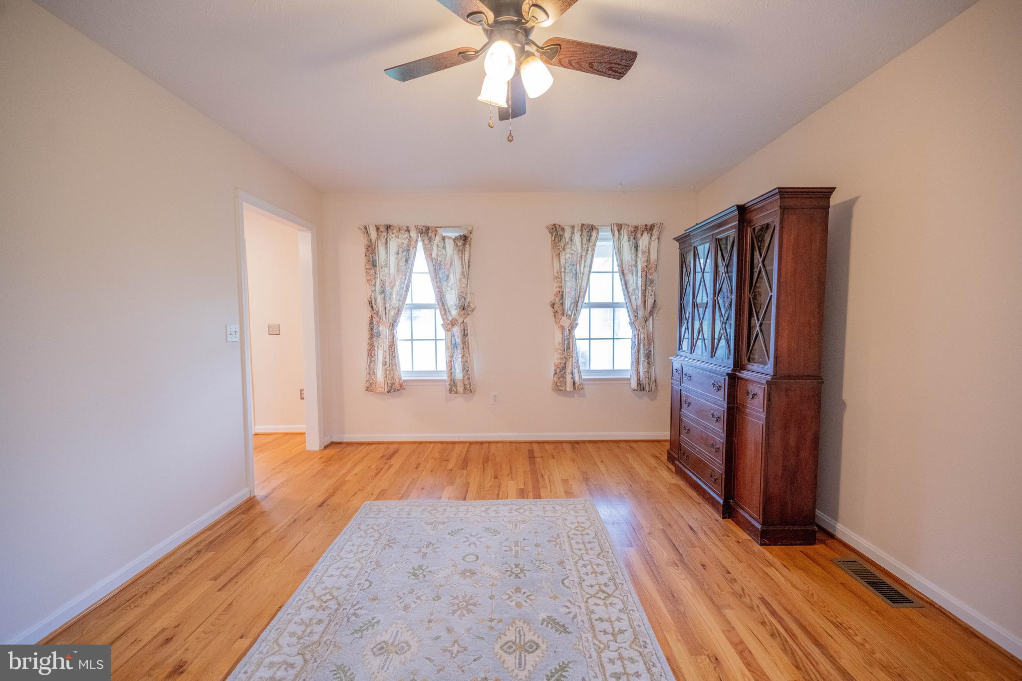 1042 Laurel Grove Rd