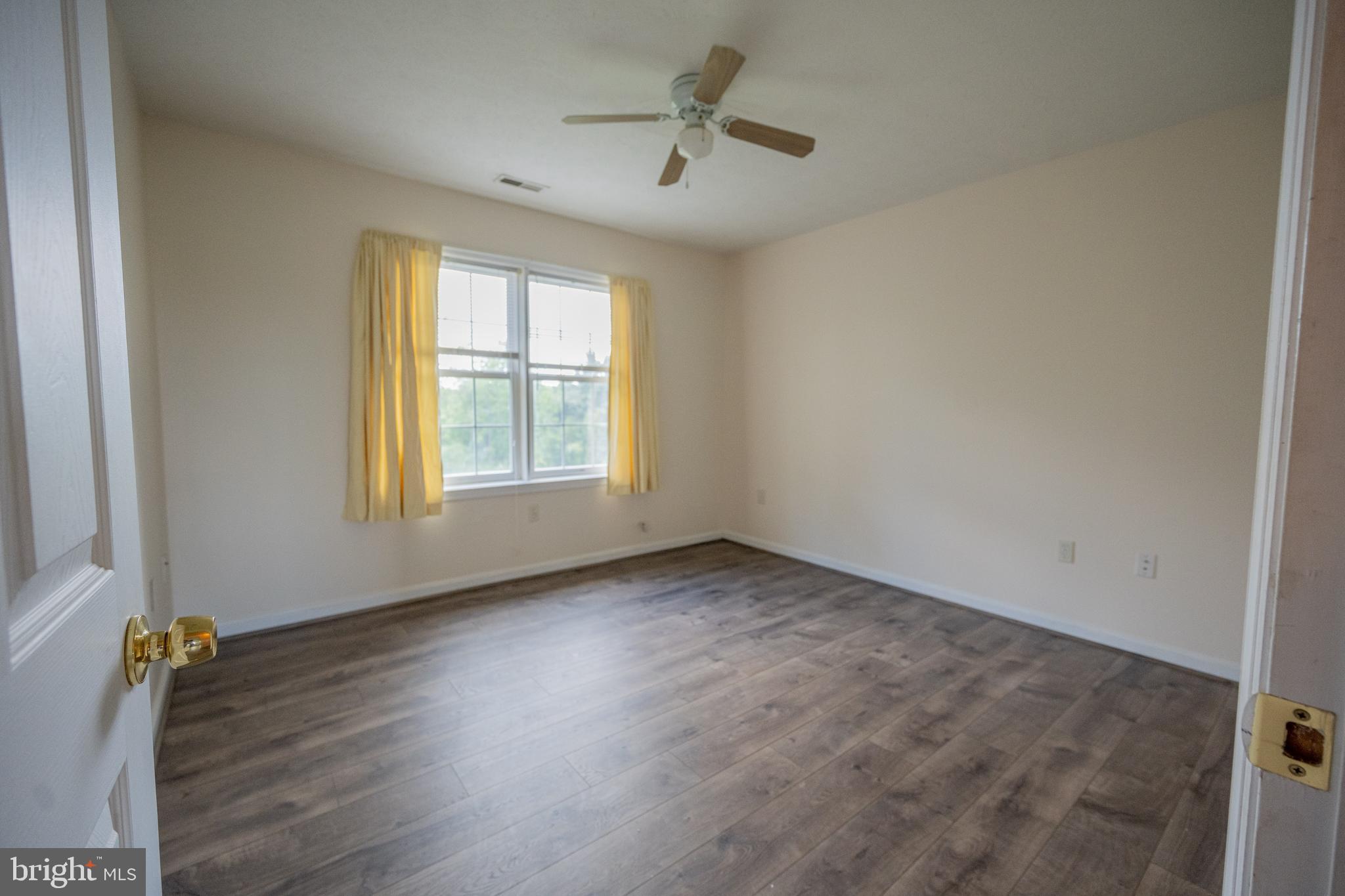 1042 Laurel Grove Rd