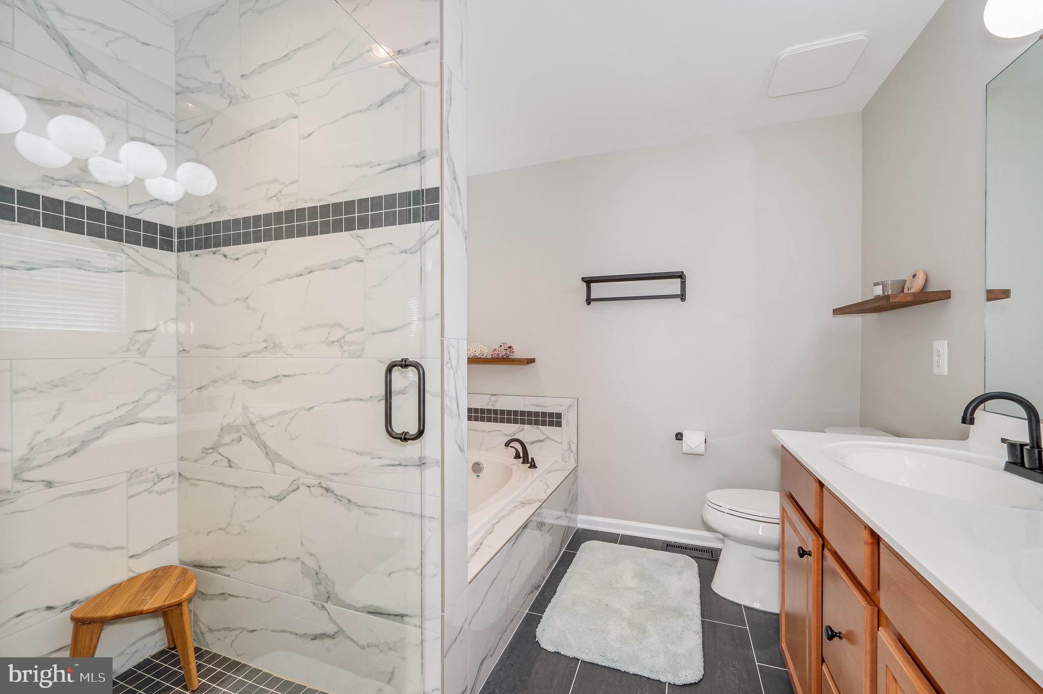 123 Lattice Dr