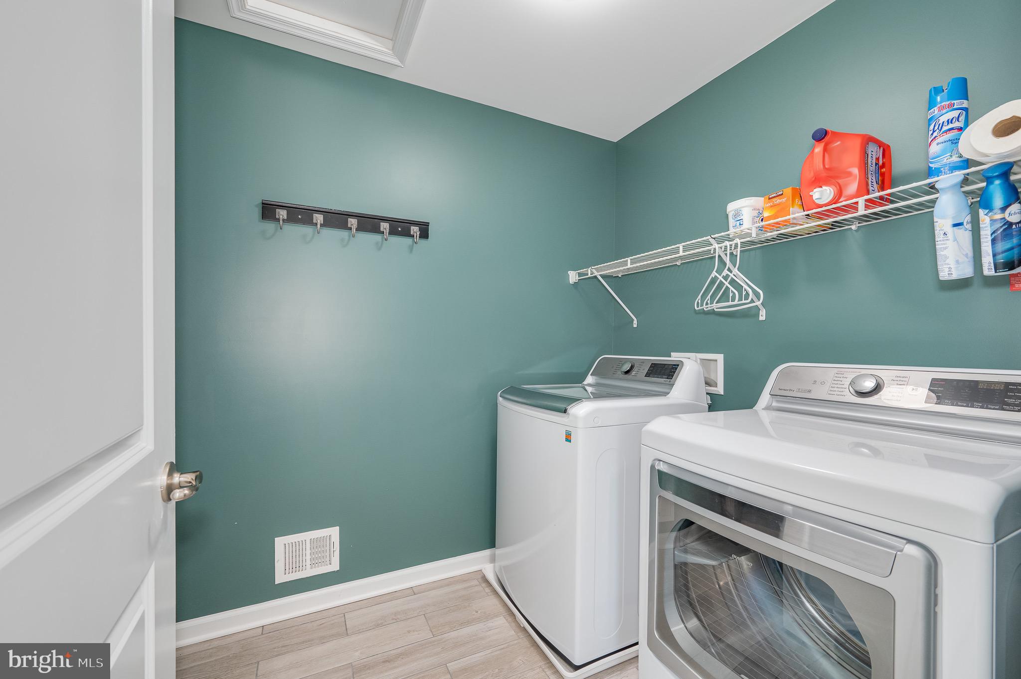123 Lattice Dr