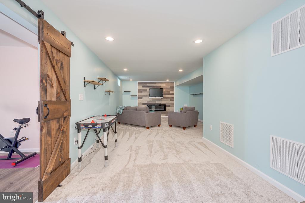 123 Lattice Dr