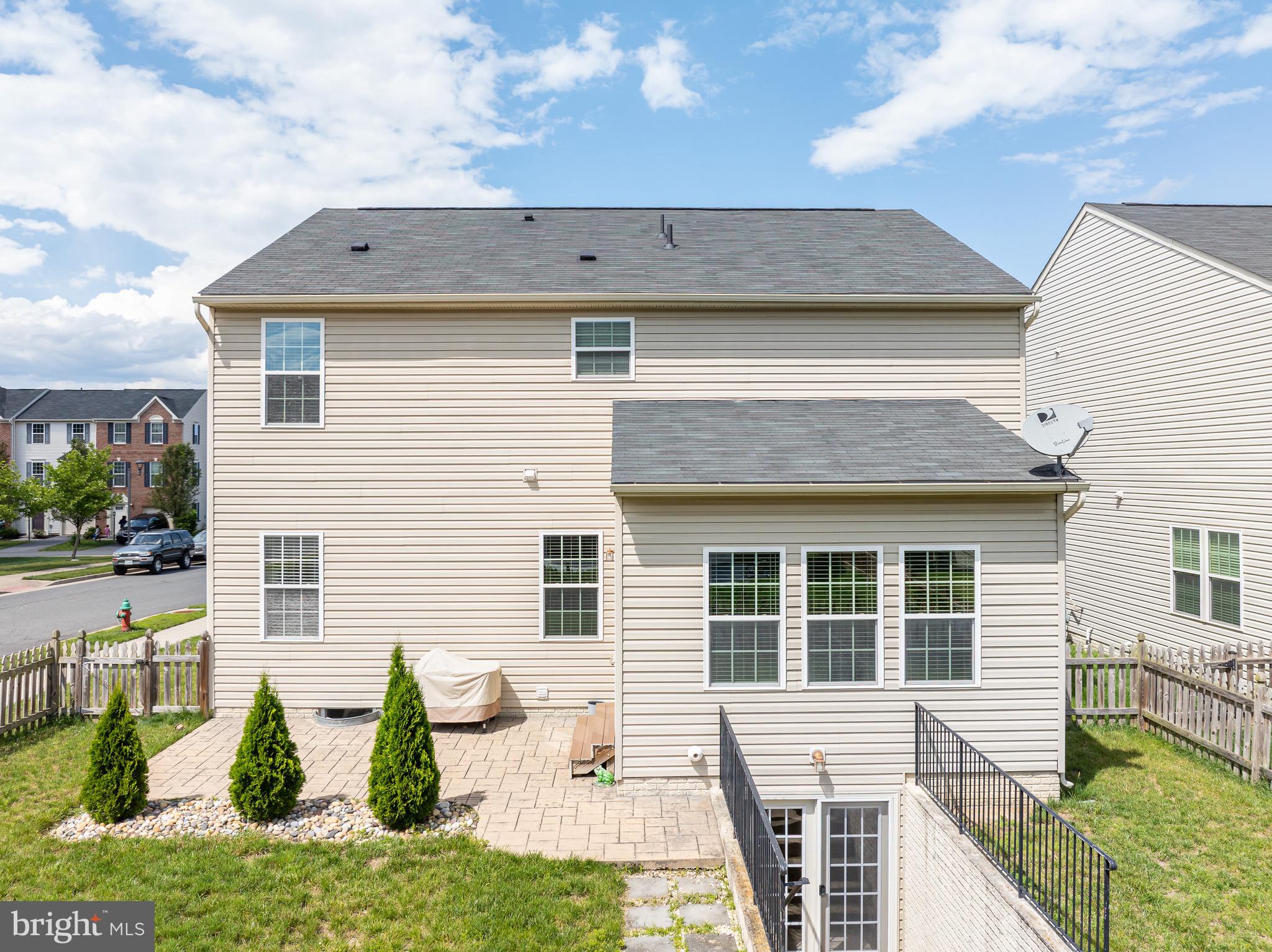 123 Lattice Dr