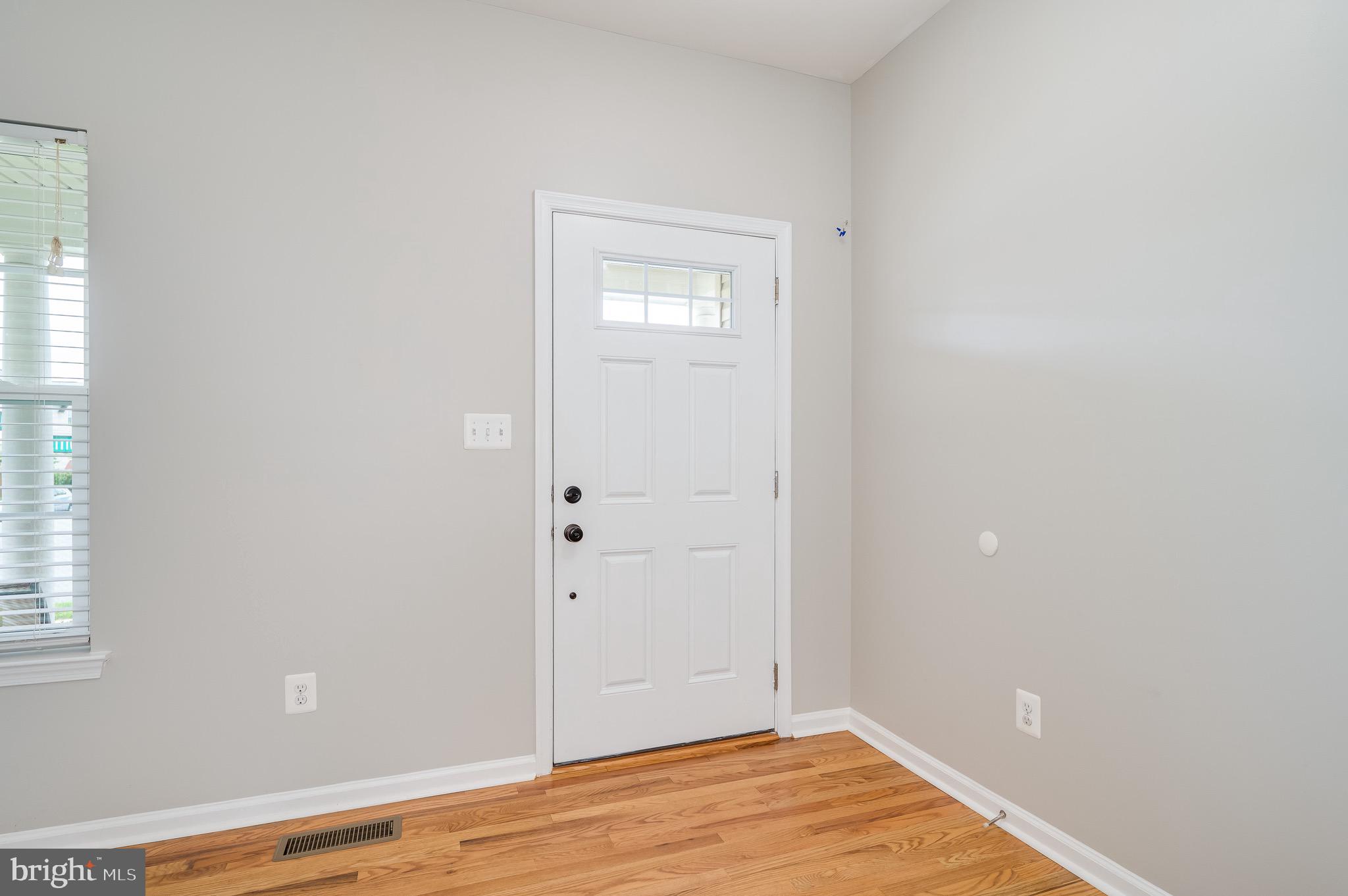 123 Lattice Dr
