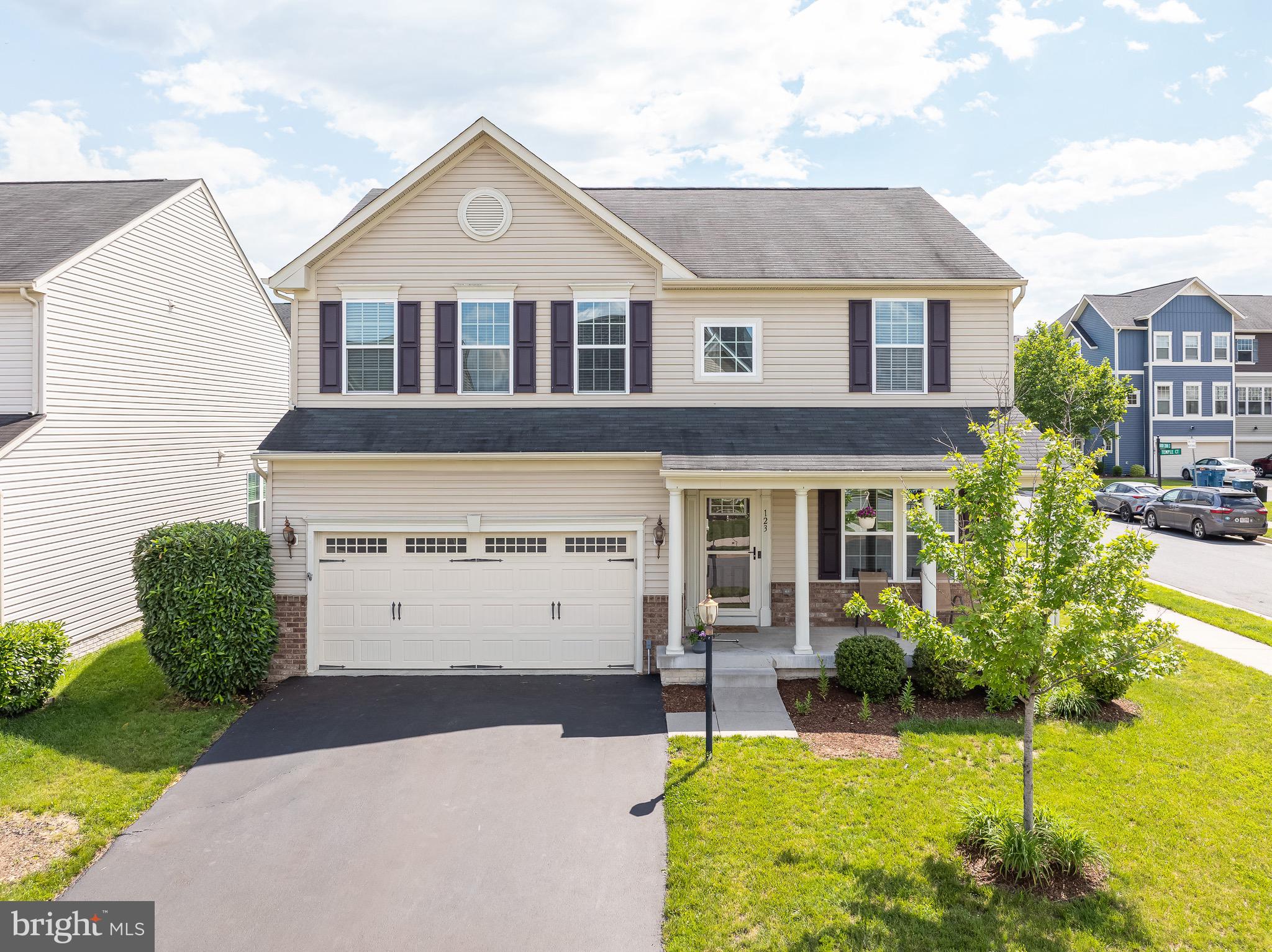123 Lattice Dr