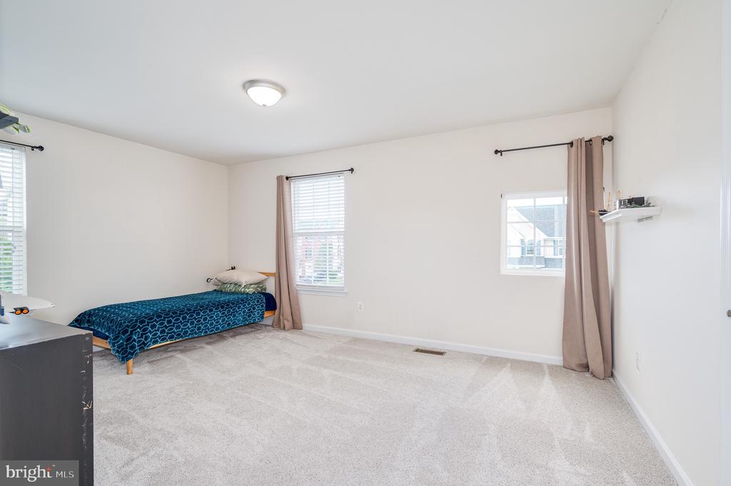 123 Lattice Dr