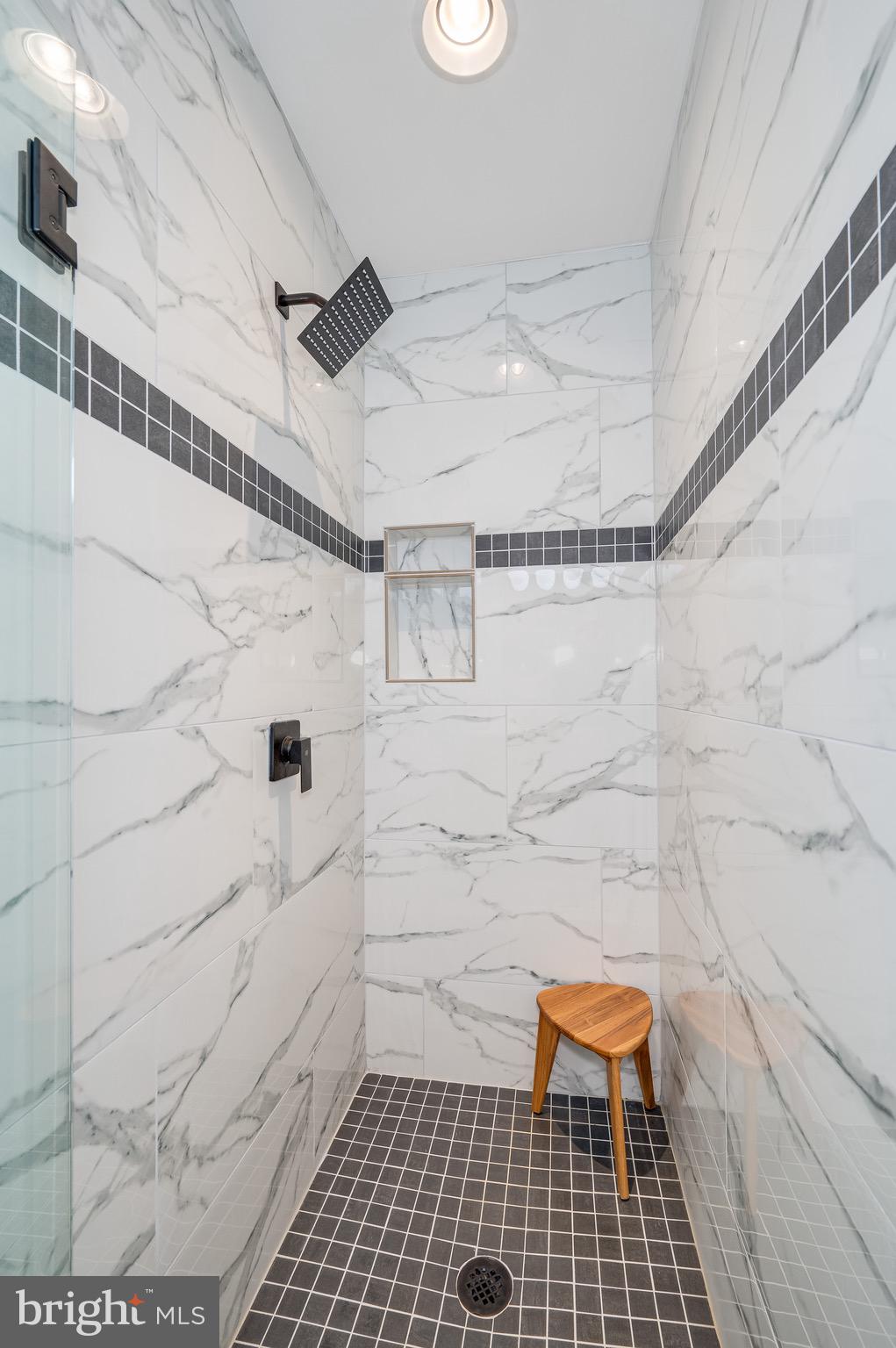 123 Lattice Dr