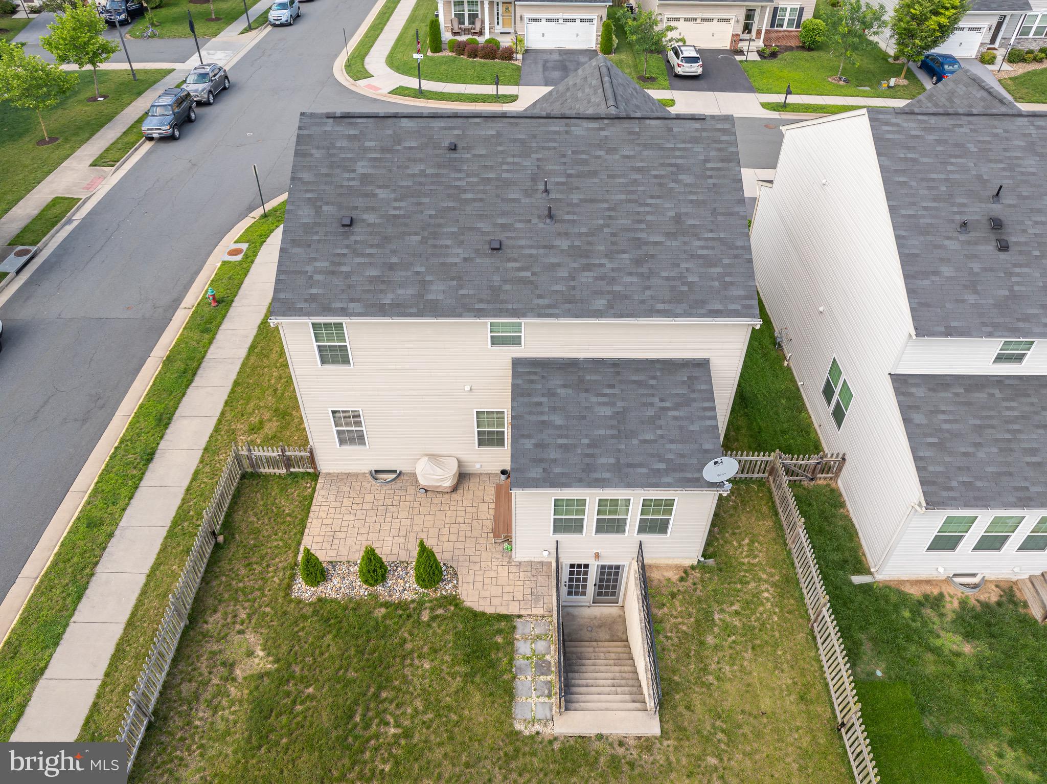 123 Lattice Dr