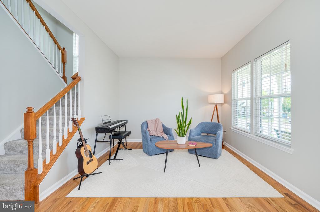 123 Lattice Dr