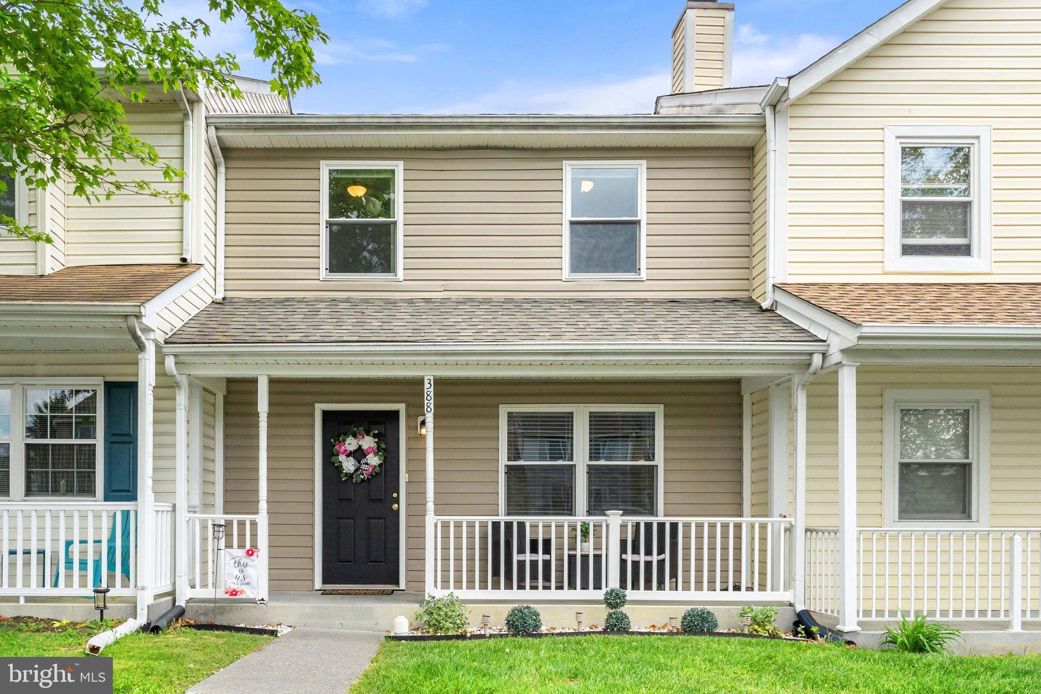 388 SURREY CLUB LANE