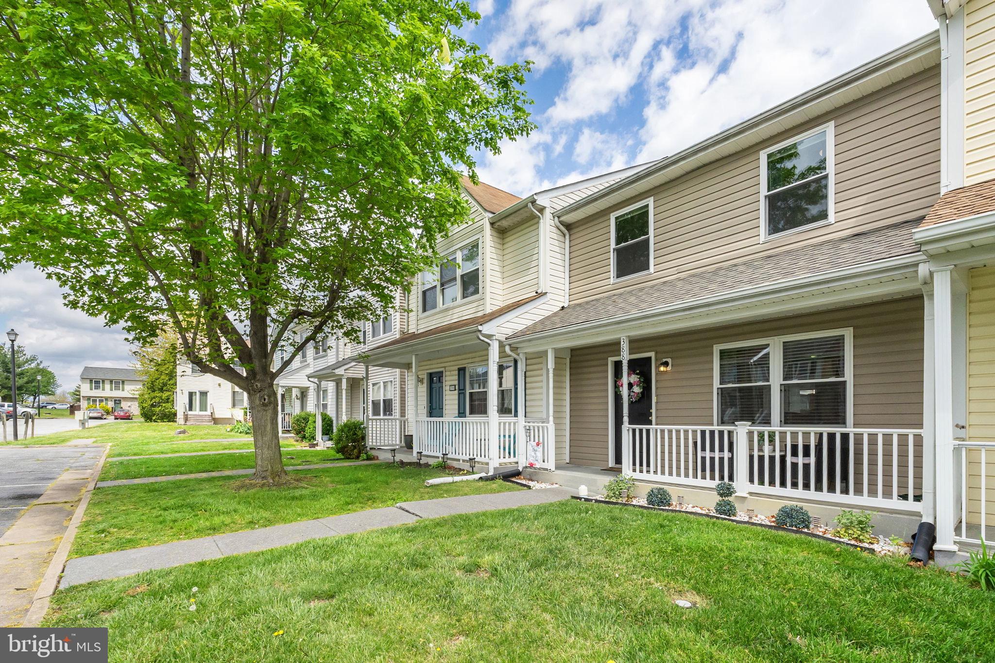 388 SURREY CLUB LANE