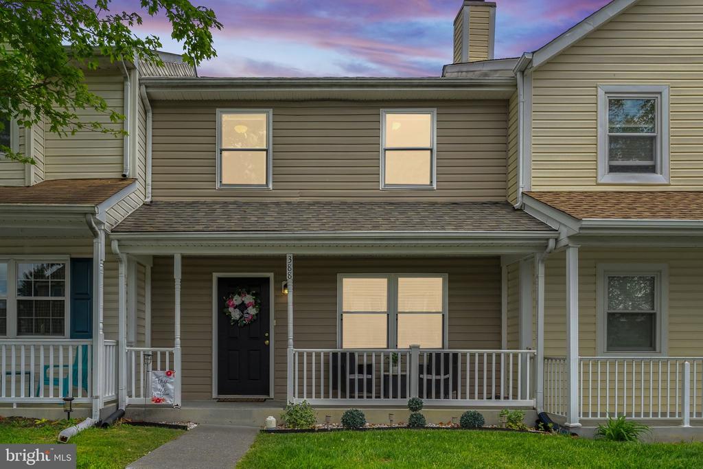 388 SURREY CLUB LANE