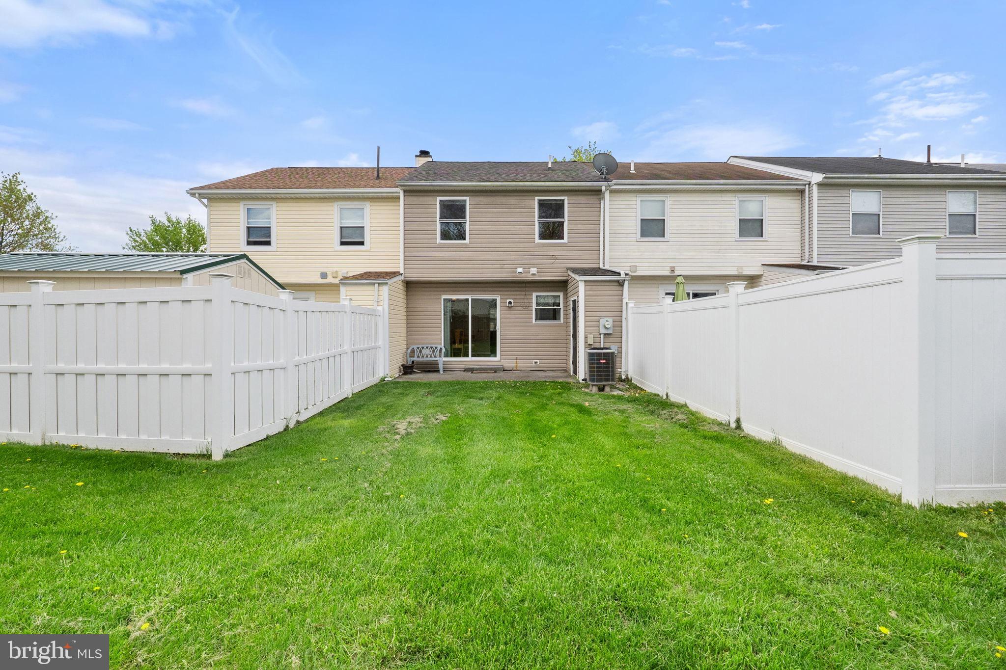 388 SURREY CLUB LANE