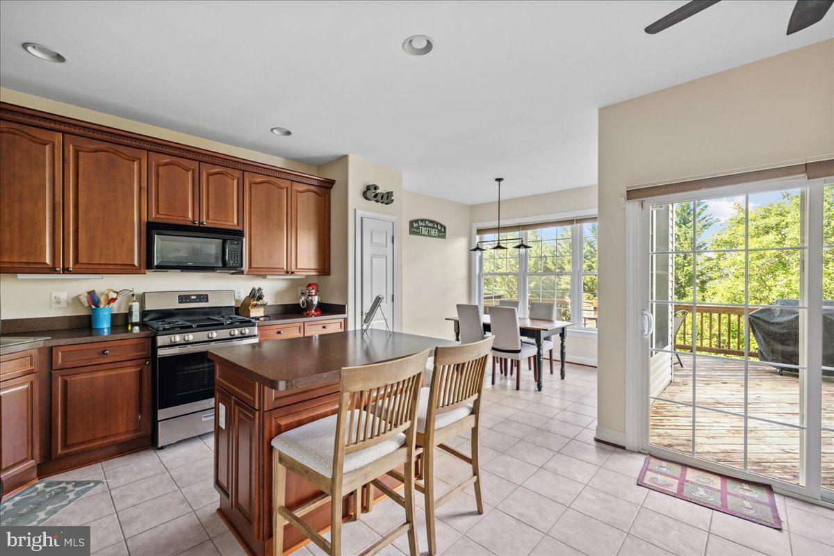 209 Cross Keys Pl
